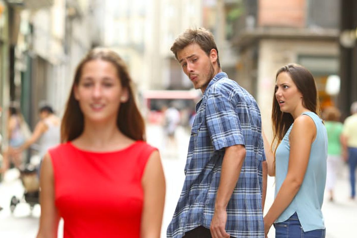 Distracted Boyfriend meme about Crazy Compression